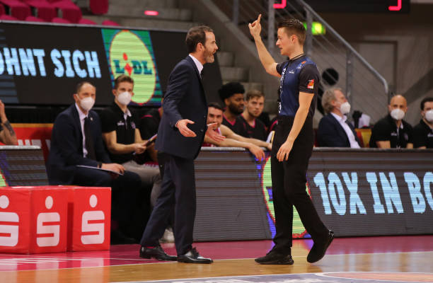 通过分析比 通过分析比