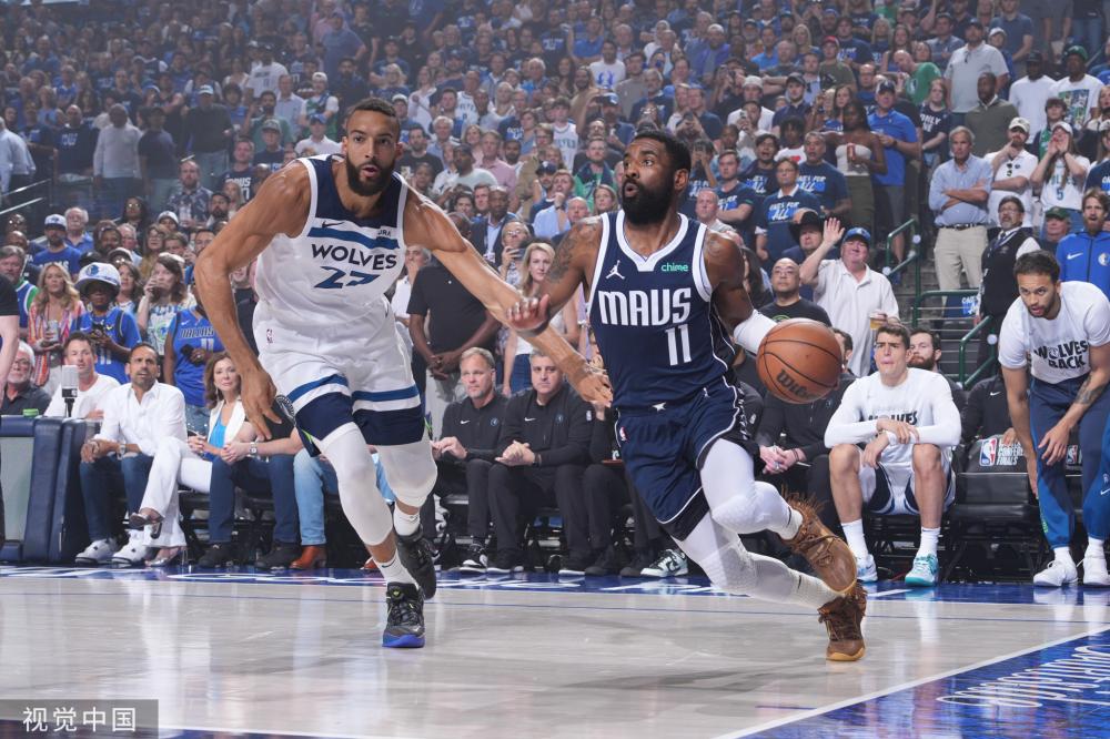 赛一路拼搏 赛一路拼搏