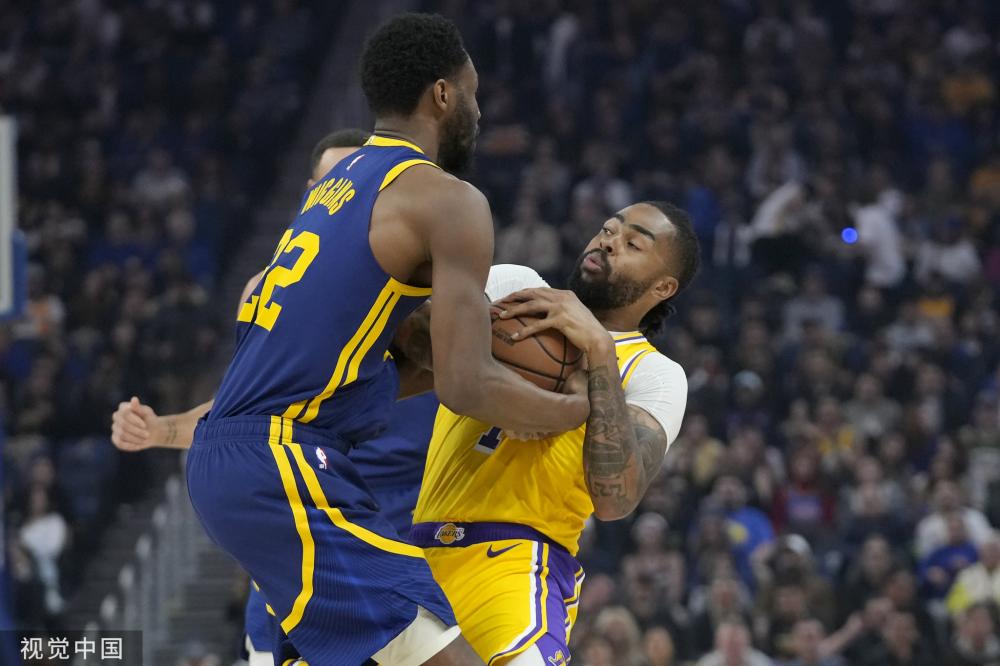 他用一记精 他用一记精